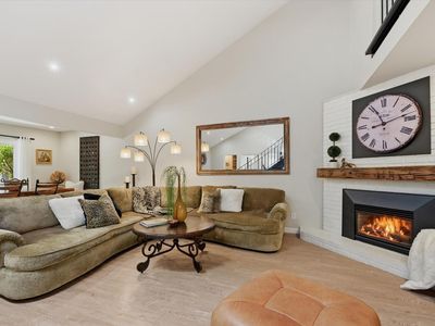 2619 Hidden Valley Lane