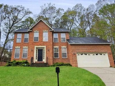 9106 Helmsley Dr