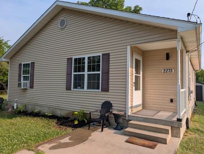 2275 Lincoln Manor Dr