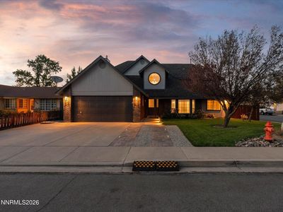 698 Lucas Dr