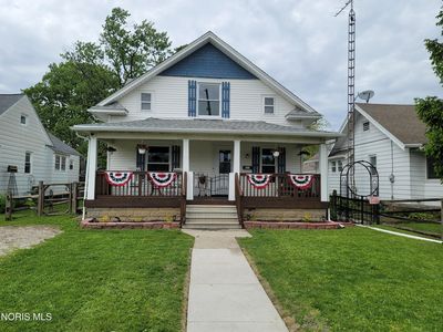 Property at 211 E Perry St, Walbridge, OH