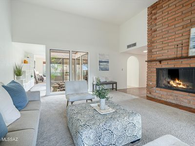 735 E Placita Del Mirador