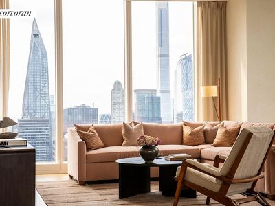 100 E 53rd St #59A