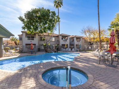 7401 W ARROWHEAD CLUBHOUSE Drive #1023