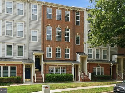 647 Main St #A