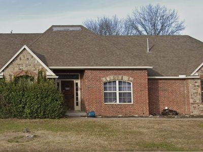 1113 W Dogwood St