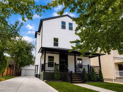 1382 W 59th St
