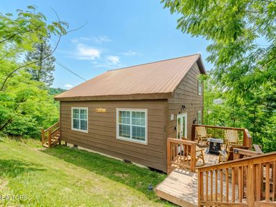 625 Pinecrest Dr