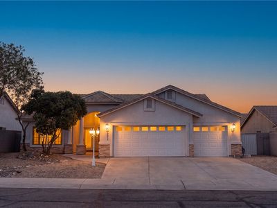 2053 Gene Autry Drive