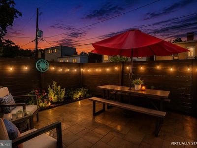 2228 40th St NW APT 2