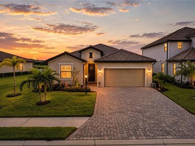5212 BLUE CRUSH STREET