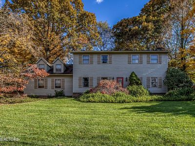 212 Woodland Trace Dr