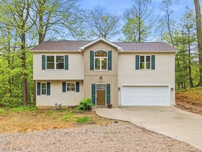 215 Forest Dr