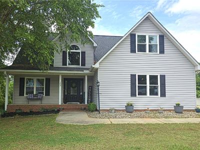 103 Lyndhurst Dr