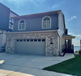 2405 S Lakeview Ct