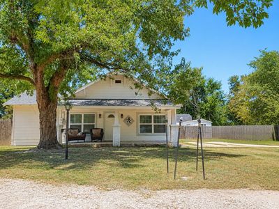 Property at 200 S Mimosa St, Paradise, TX