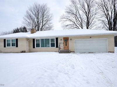 Property at 11241 N Durkee Rd, Grafton, OH