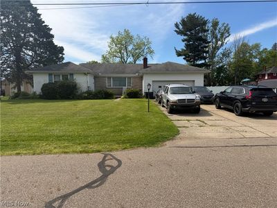 Property at 113 Sprankle St NE, Navarre, OH