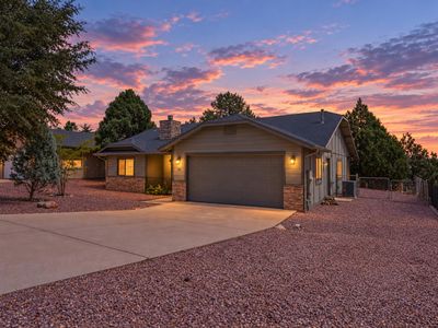 701 W Sherwood Dr