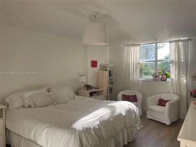 170 Ocean Lane Dr APT 305