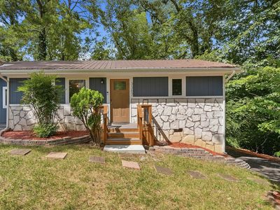3307 Kathleen St