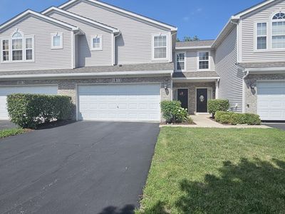 Property at 1811 Candlelight Cir, Montgomery, IL