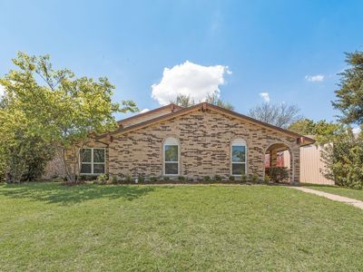 1309 Meandering Way