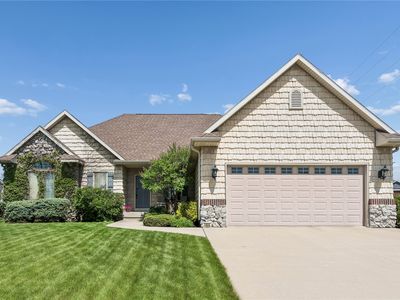 1900 Valentine Dr