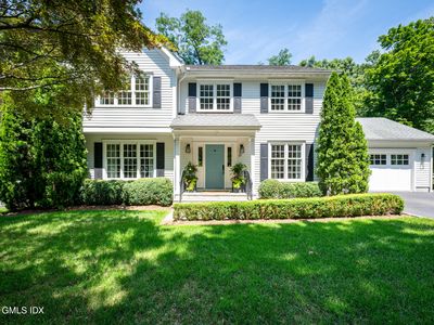 31 Hawthorne St N