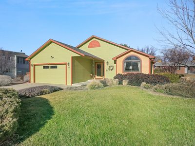 2706 Del Mar Cir