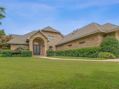 2321 Grand Oaks Cv