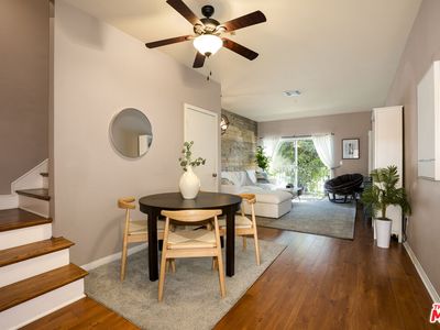 6525 Woodman Ave Unit 2