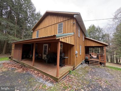 4 Hemlock Ln