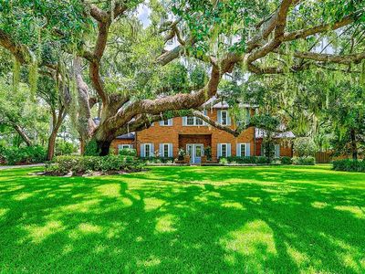 807 Centerbrook Dr