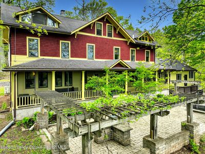 43 Augustine Road