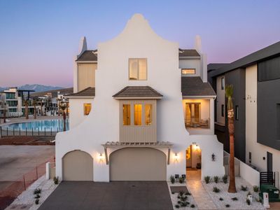 872 W Sapphire Sky Ln