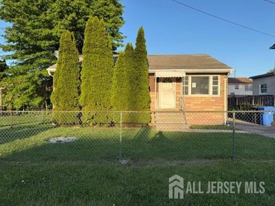 124 Chestnut St
