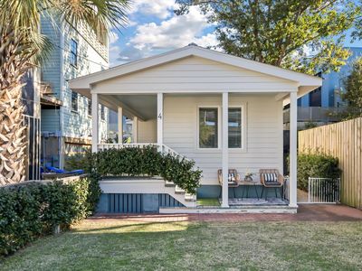 4 Boyer Ct