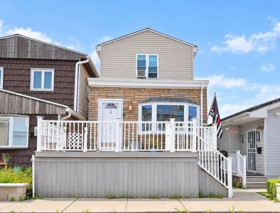 108 E 6th Rd