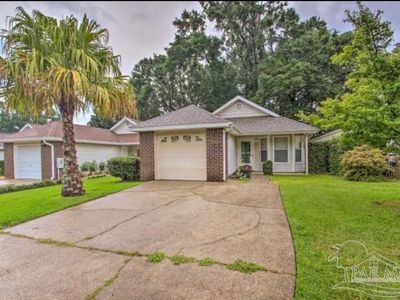 8138 Treetop Ln