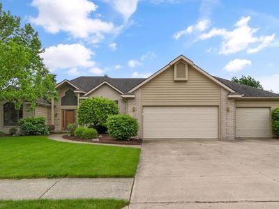 2519 Knightsbridge Dr