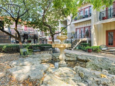 1111 W 46th St APT 53