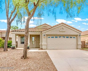 2351 W Golden Hills Rd