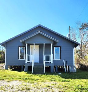 109-113 W McClendon St