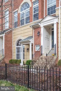 1931 Crescent Park Dr #103B