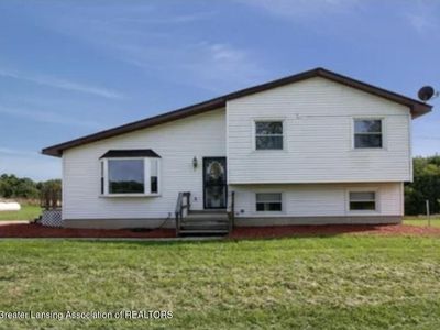 4787 S Saint Clair Rd