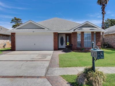 307 Sandy Cay Dr