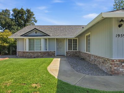 19594 Feather Falls Pl
