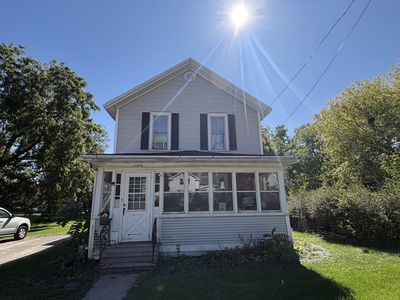 1529 Oshkosh Ave