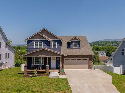 190 Suffolk Dr